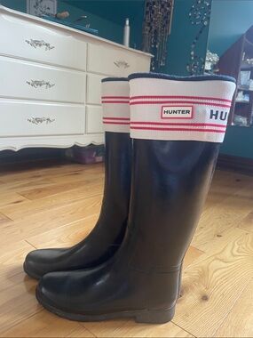 Knee high hunter rain boots